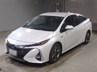TOYOTA PRIUS PHV
