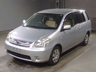 TOYOTA RAUM
