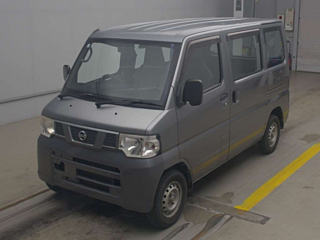NISSAN CLIPPER VAN