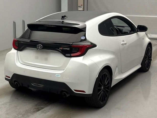 TOYOTA YARIS 2021