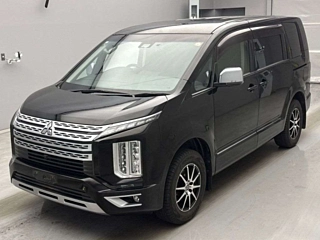 MITSUBISHI DELICA D5