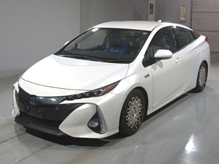 TOYOTA PRIUS PHV