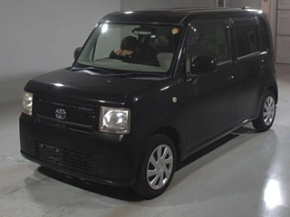 TOYOTA PIXIS SPACE