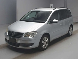 VOLKSWAGEN GOLF TOURAN