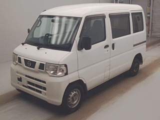 NISSAN CLIPPER VAN