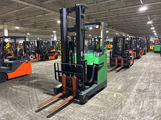 TOYOTA FORKLIFT