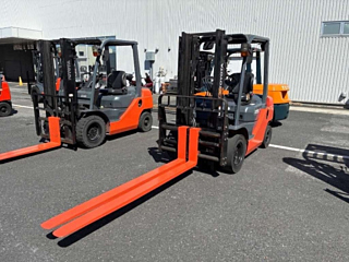 TOYOTA FORKLIFT