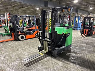 TOYOTA FORKLIFT