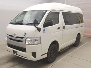 TOYOTA REGIUS ACE VAN