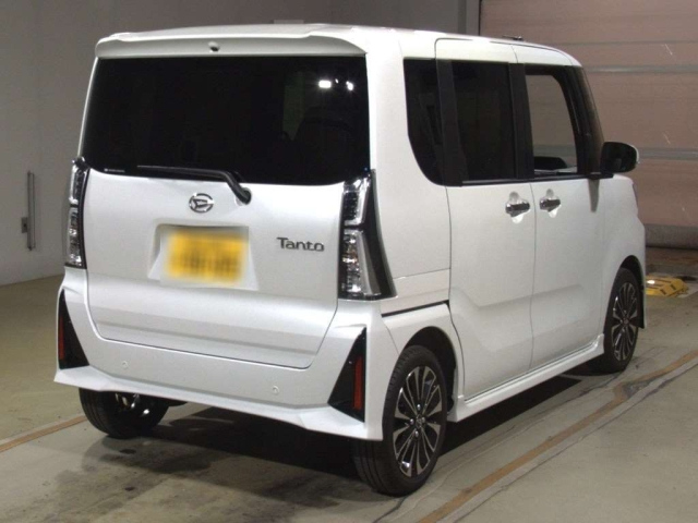 DAIHATSU TANTO 2025