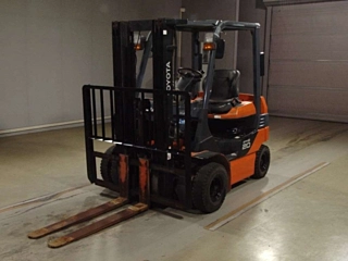 TOYOTA FORKLIFT