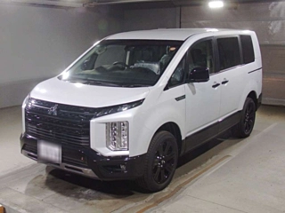 MITSUBISHI DELICA D5