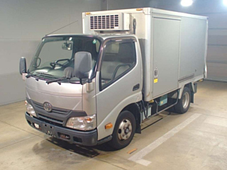 TOYOTA DYNA