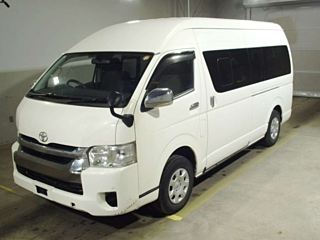 TOYOTA HIACE