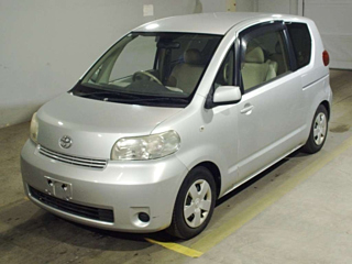TOYOTA PORTE