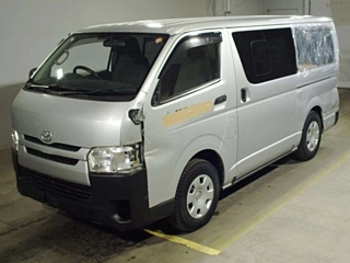 TOYOTA REGIUS ACE VAN