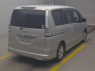 NISSAN SERENA 2013