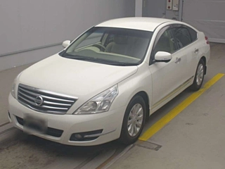 NISSAN TEANA