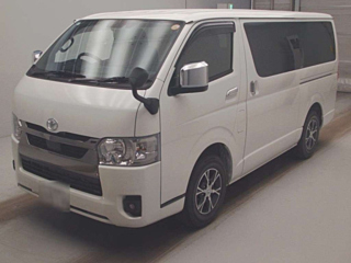 TOYOTA HIACE VAN