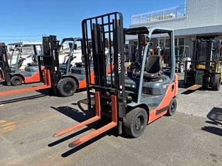 TOYOTA FORKLIFT