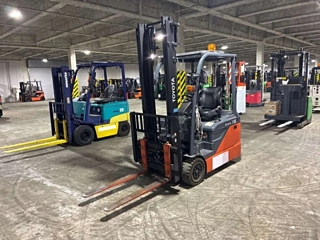 TOYOTA FORKLIFT