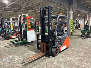 TOYOTA FORKLIFT