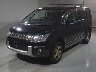 MITSUBISHI DELICA D5
