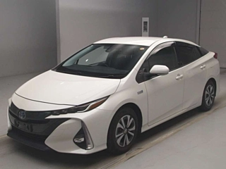 TOYOTA PRIUS PHV