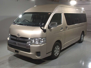 TOYOTA HIACE