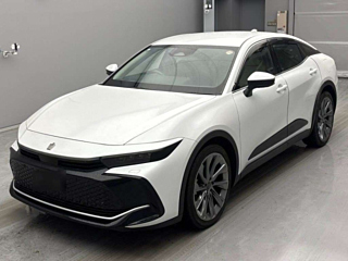 TOYOTA CROWN CROSSOVER