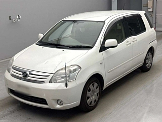 TOYOTA RAUM