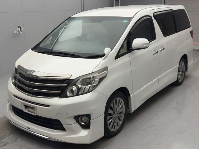 TOYOTA ALPHARD 2013