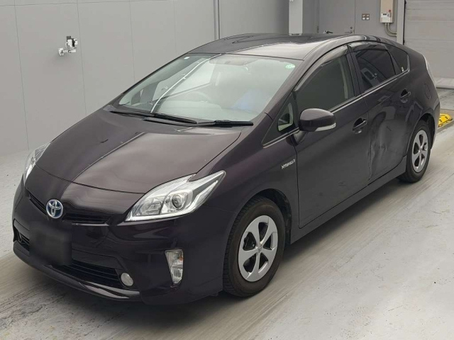 TOYOTA PRIUS 2015