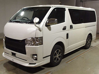 TOYOTA HIACE VAN