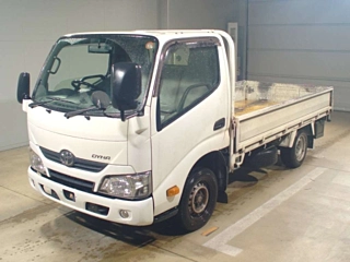 TOYOTA DYNA