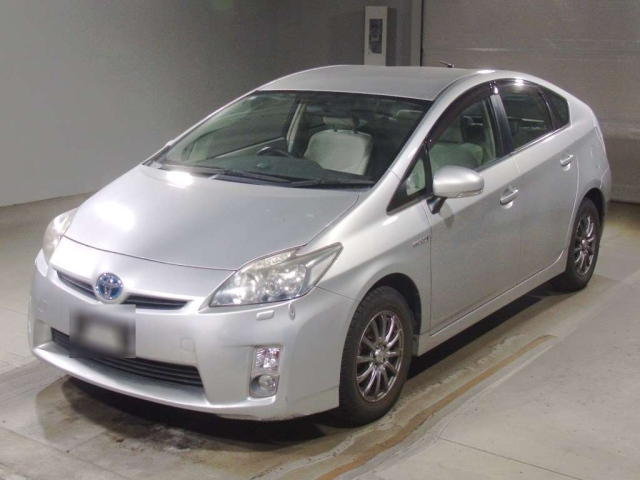 TOYOTA PRIUS 2011