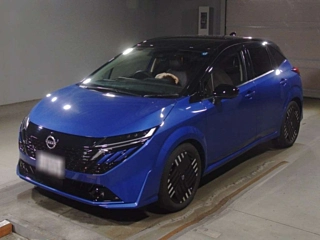 NISSAN AURA