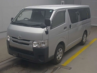 TOYOTA REGIUS ACE VAN
