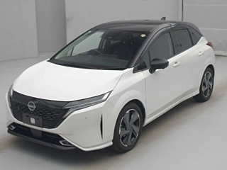 NISSAN AURA