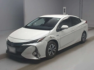 TOYOTA PRIUS PHV