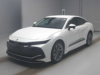 TOYOTA CROWN CROSSOVER