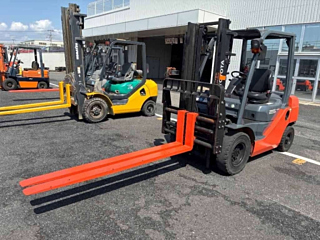 TOYOTA FORKLIFT