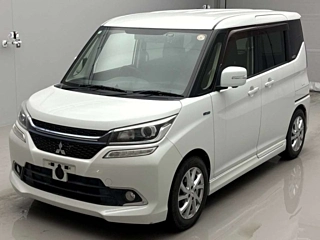 MITSUBISHI DELICA D2