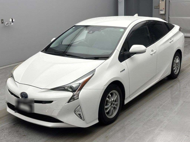 TOYOTA PRIUS 2017