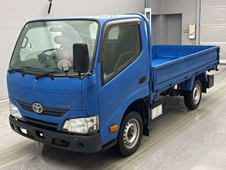 TOYOTA DYNA