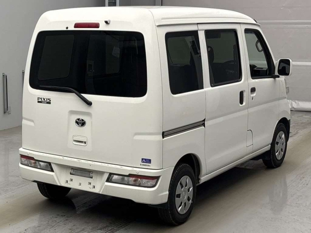 TOYOTA PIXIS VAN 2021