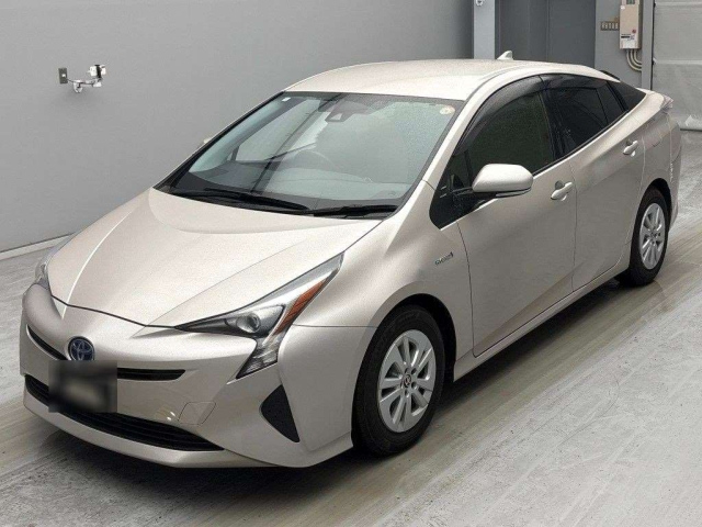 TOYOTA PRIUS 2016