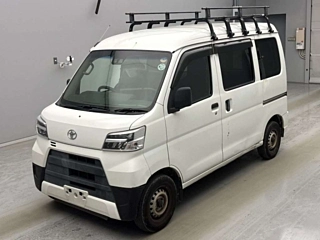 TOYOTA PIXIS VAN