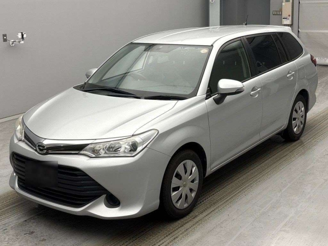 TOYOTA COROLLA FIELDER 2015