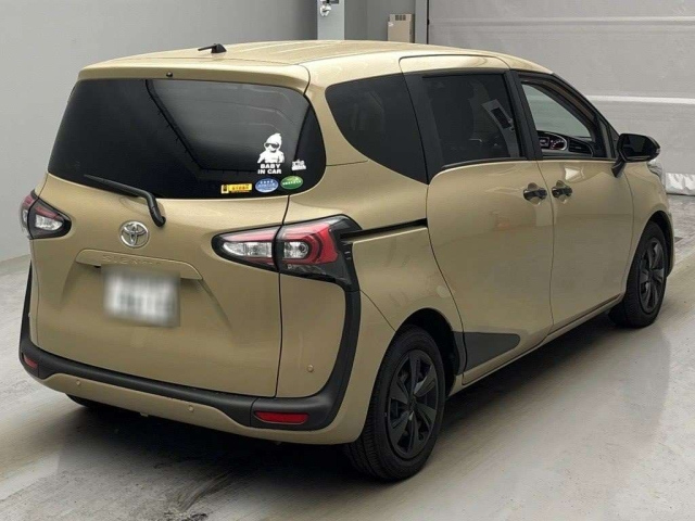 TOYOTA SIENTA 2020